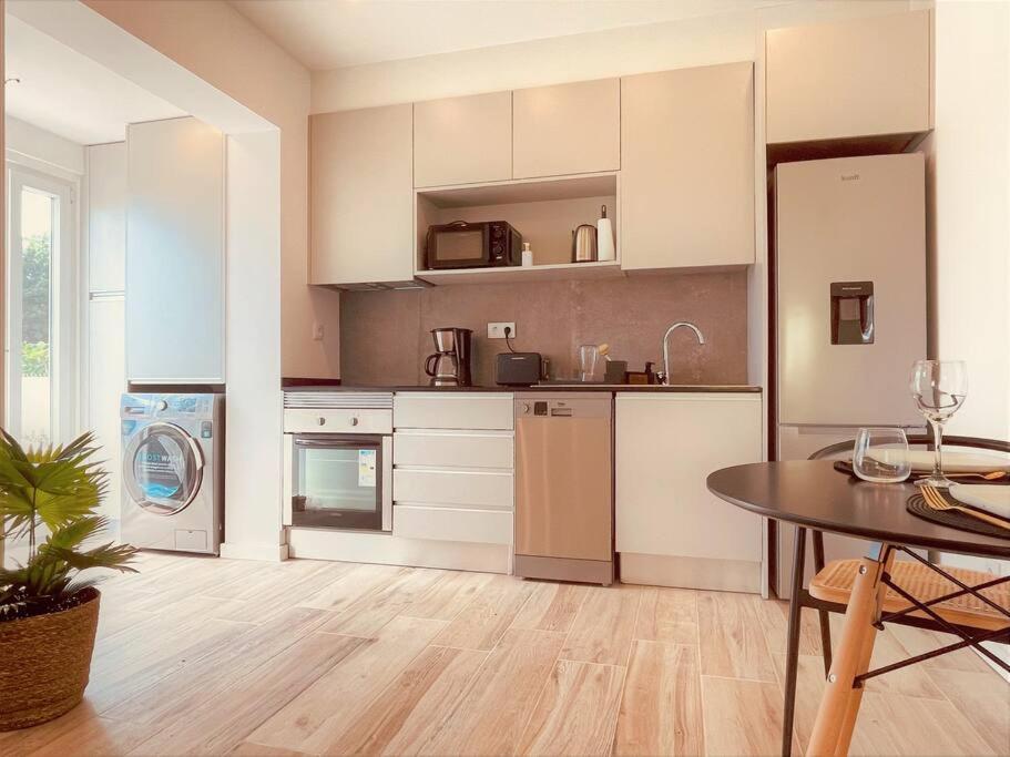 Cozy Apartment With Private Courtyard Barcarena Εξωτερικό φωτογραφία
