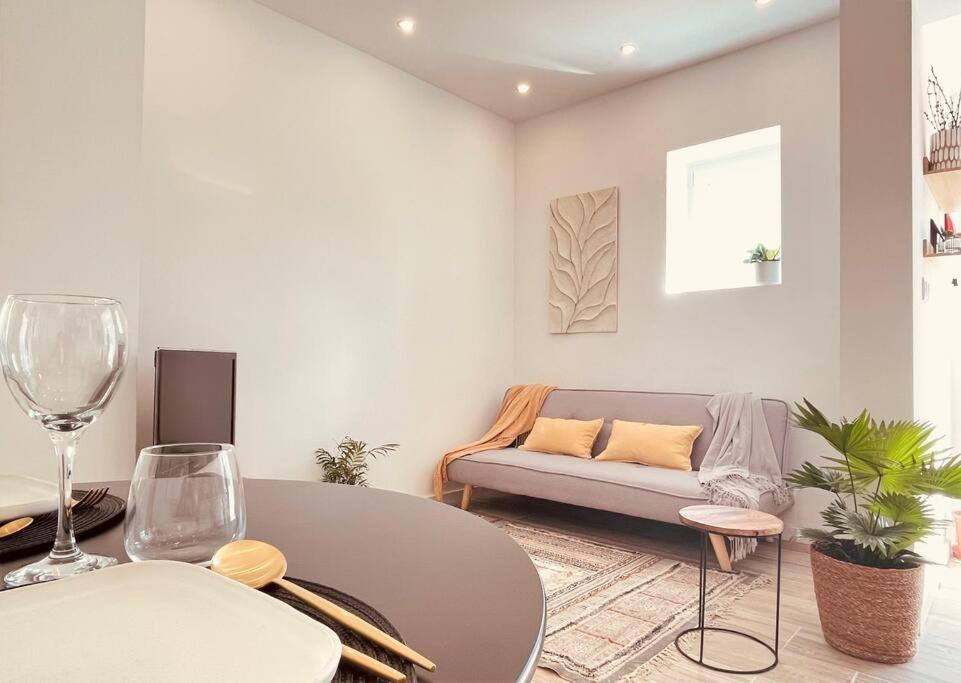 Cozy Apartment With Private Courtyard Barcarena Εξωτερικό φωτογραφία