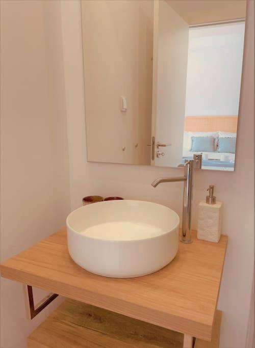 Cozy Apartment With Private Courtyard Barcarena Εξωτερικό φωτογραφία